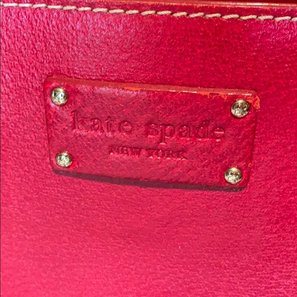 Beautiful Kate Spade ♠️ red handbag - Picture 3 of 8